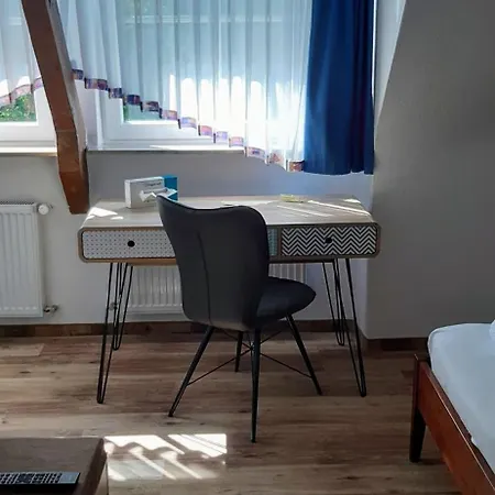 Han/Misafirhane Hotel-gasthof Tor Zum Steigerwald Gerolzhofen